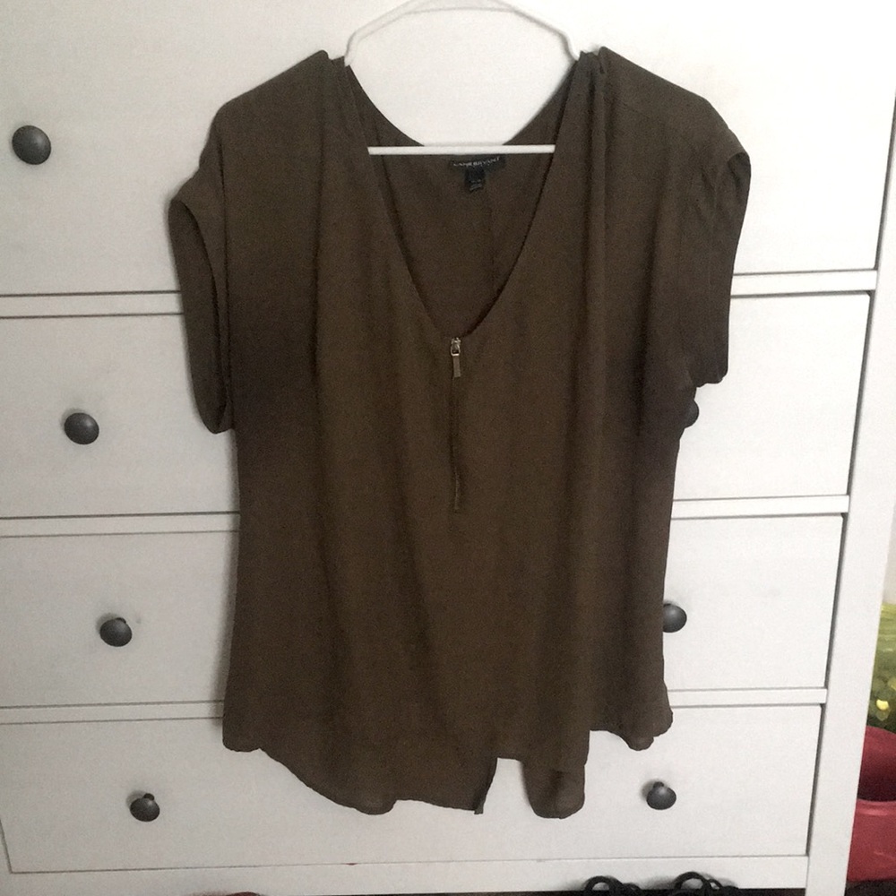 Olive green short sleeve Lane Bryant top.
